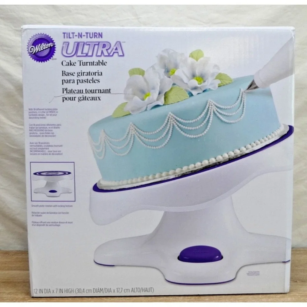 Tilt N Turn Ultra Turntable from Wilton 121